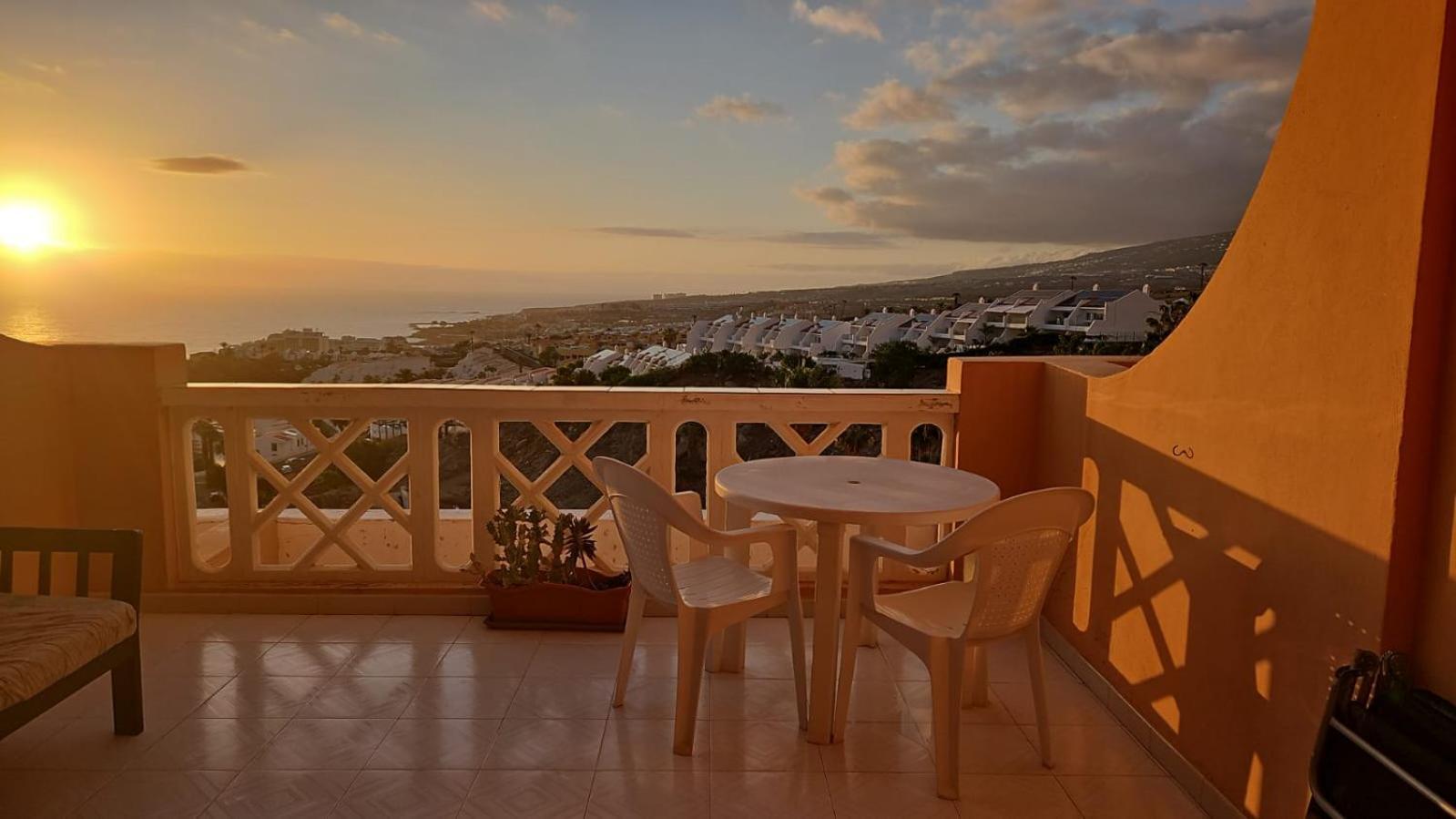 Ocean View Apartments With A Terrace Apartament Costa Adeje (Tenerife)